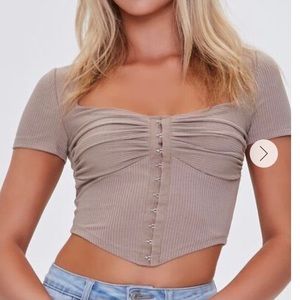 Rouched cropped top